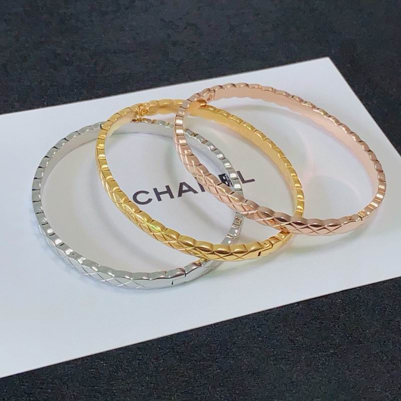 Chanel Bracelet 07yxs25